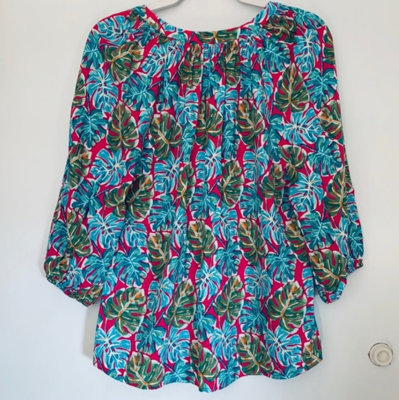 Crown & Ivy Palm Frond Leaf Blouse Swing Top - Picture 4 of 6